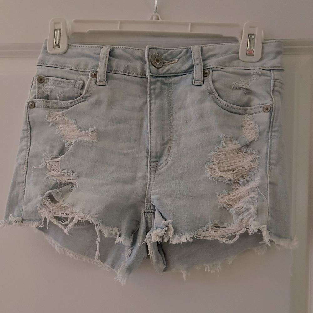 American Eagle Next Level Stretch Shorts Size 4. Hi-Rise Shortie Junior.